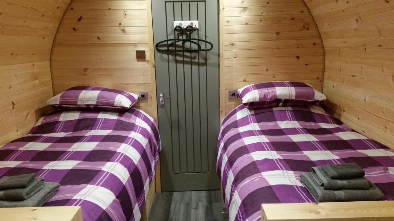 Loch Caroy Pods Villa Ose Bagian luar foto