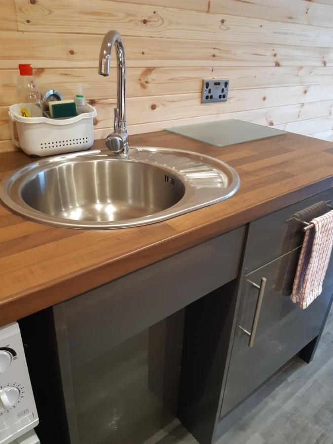 Loch Caroy Pods Villa Ose Bagian luar foto