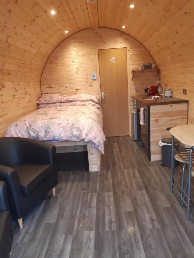 Loch Caroy Pods Villa Ose Bagian luar foto
