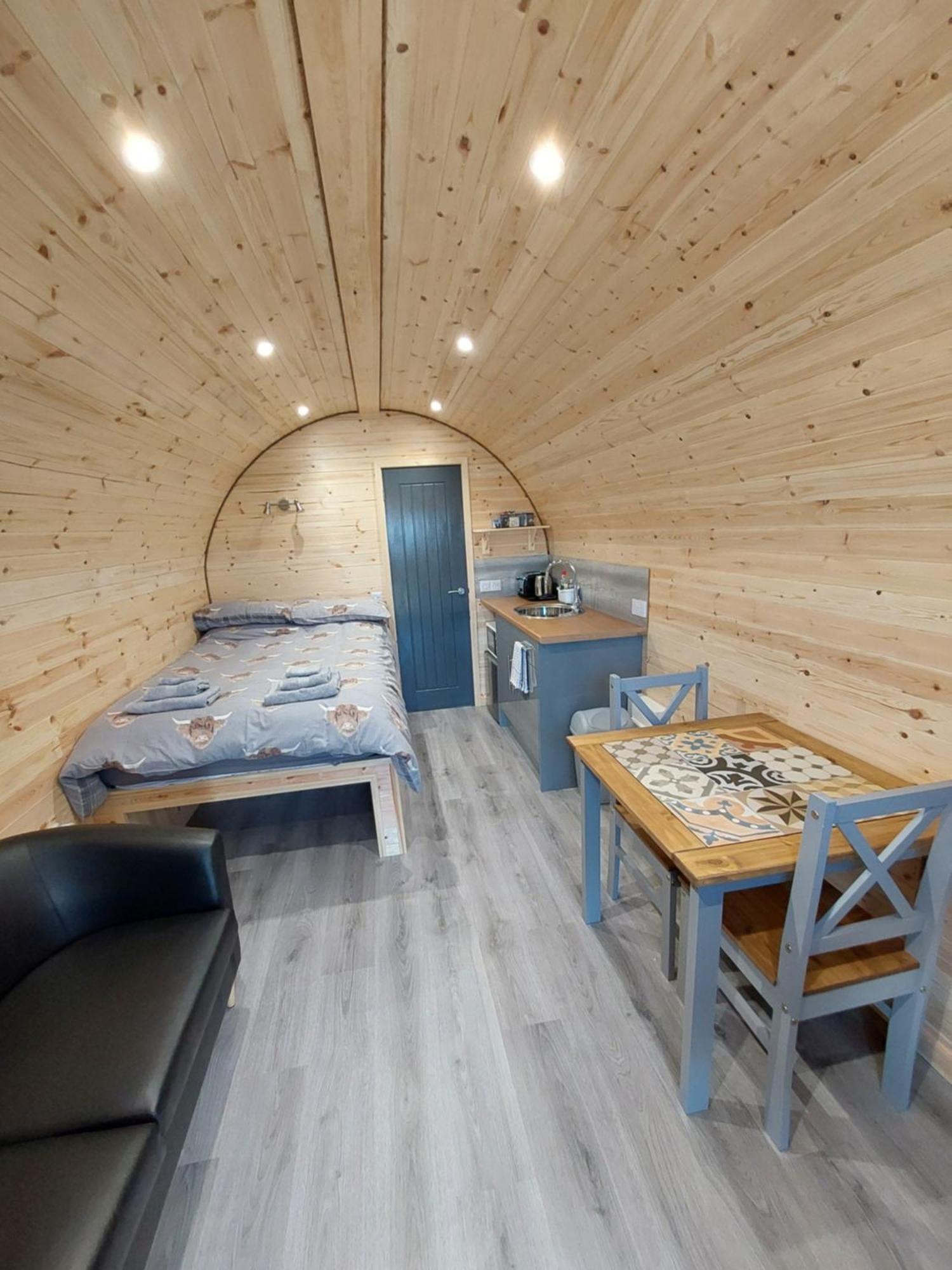 Loch Caroy Pods Villa Ose Bagian luar foto