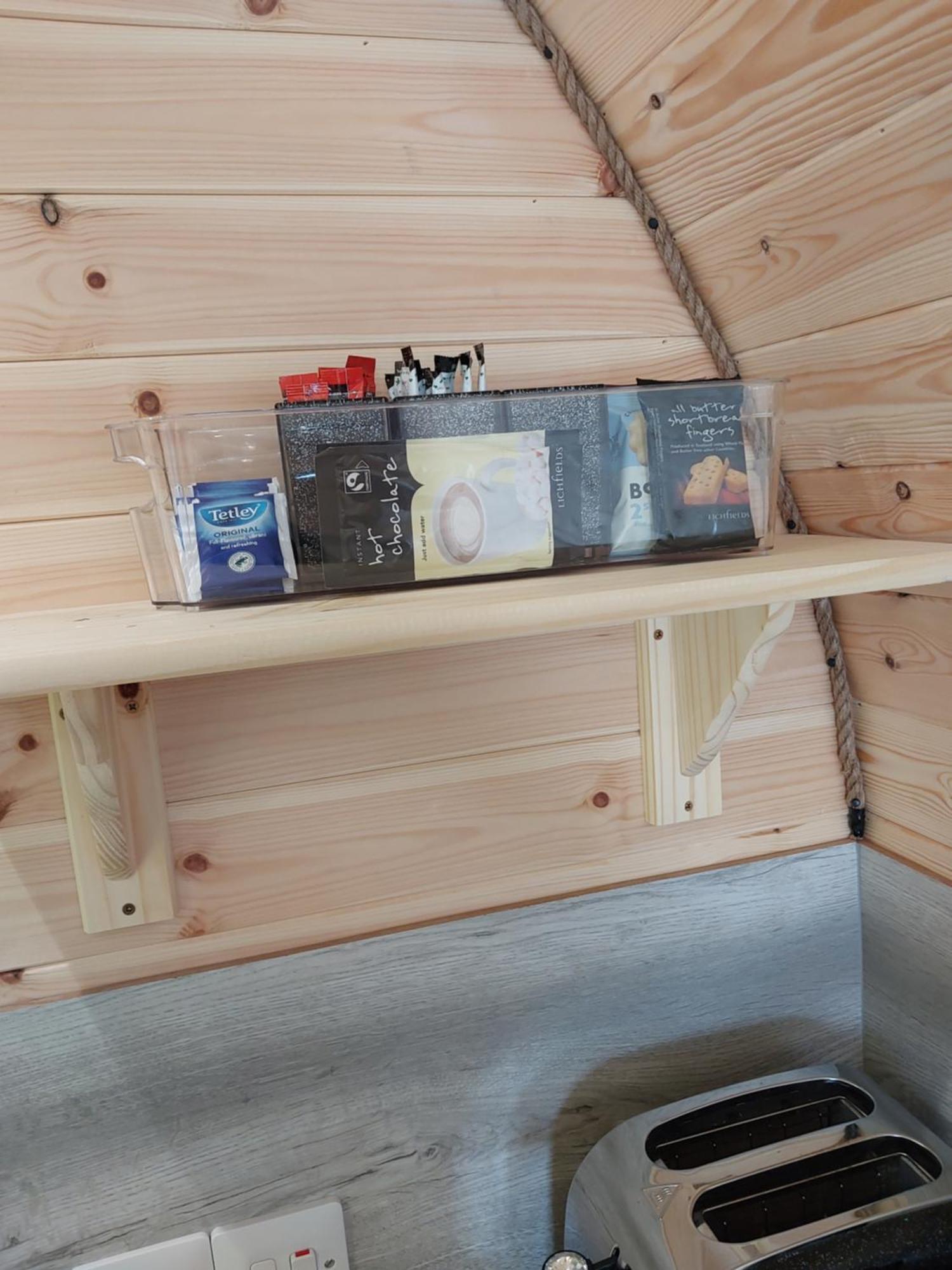 Loch Caroy Pods Villa Ose Bagian luar foto